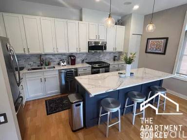 Main picture of 333 N Jefferson St
