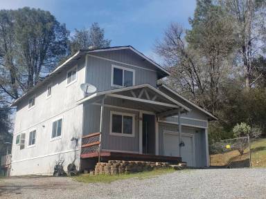 Main picture of 375 Merry Ln