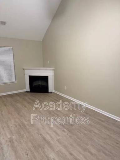 Main picture of 277 Lossie Ln