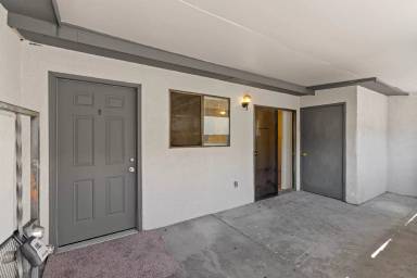 Main picture of 12021 Menual NE - B