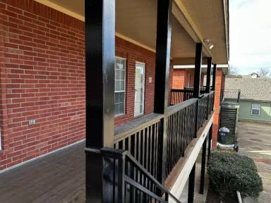 Main picture of 1909 S 14th St