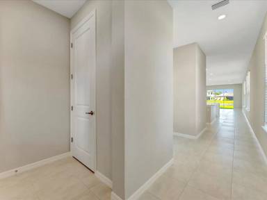 Main picture of 5682 Equator Ct