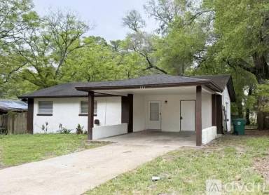 Main picture of 732 W Hubbard Ave