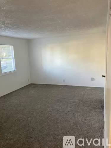 Main picture of 4310 E Deckard Dr