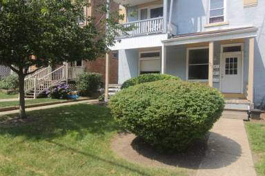 Main picture of 523 Jeanette St