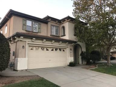 Main picture of 610 Downing Cir