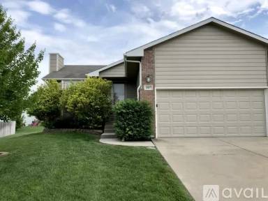 Main picture of 1807 N Buckthorn Ct
