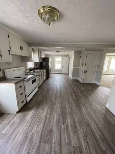 Main picture of 100 Granite St
