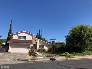 Main picture of 1425 Salamanca Ct