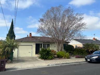 Main picture of 25841 Bryn Mawr Ave
