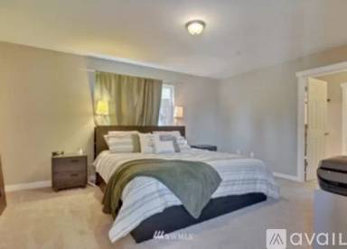 Main picture of 4717 N Island Dr E