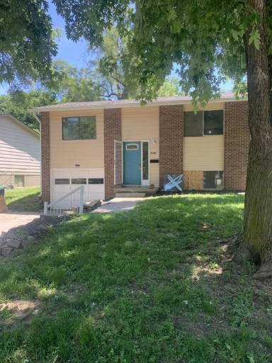 Main picture of 3385 Weber St