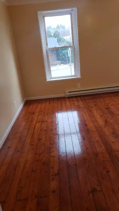 Main picture of 579 Congress St