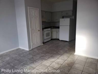 Main picture of 1307 W Allegheny Ave