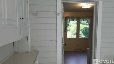 Main picture of 8505 N Korth Rd