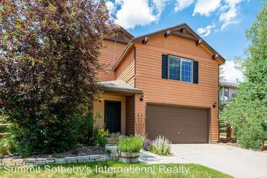 Main picture of 5923 Fairview Dr