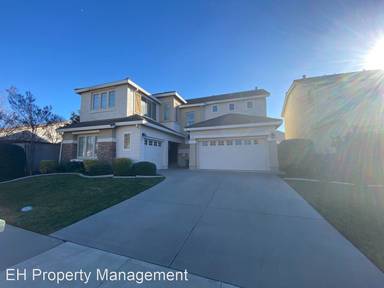 Main picture of 9486 Shadowrock Way