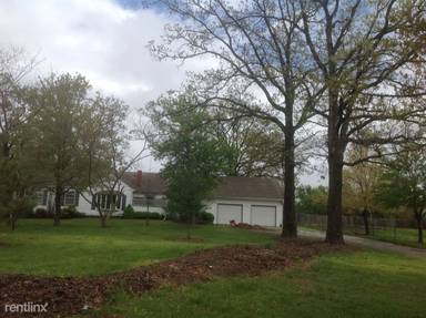 Main picture of 2495 Jaguar Rd