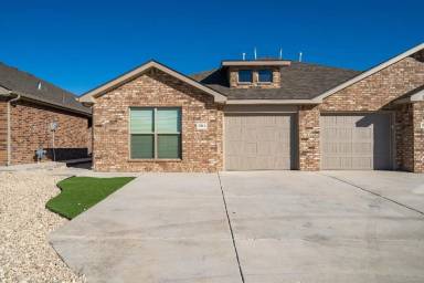 Main picture of 2114 N Avenue K