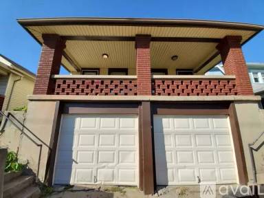 Main picture of 83 E Hillcrest Ave
