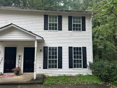 Main picture of 4766 Victoria Dr