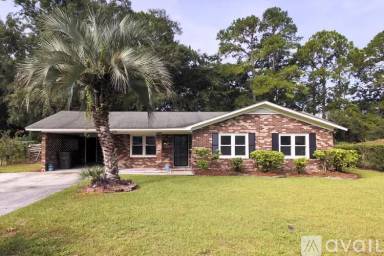 Main picture of 637 McDowell Rd