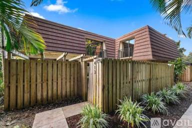 Main picture of 413 4th Ln