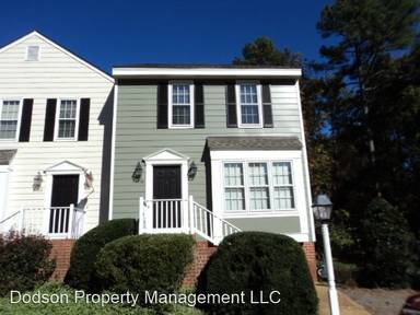 Main picture of 2728 Berkeley Pointe Dr