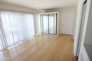 Main picture of 1851 Winona Blvd