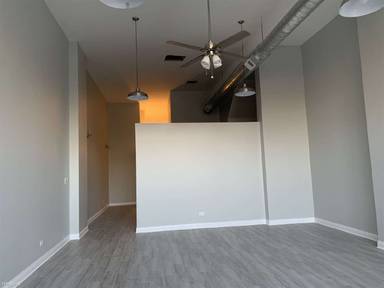 Main picture of 4006 S Western Ave
