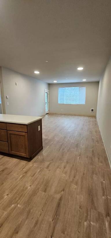 Main picture of 1209 10th St