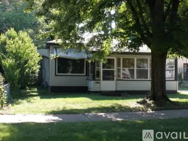 Main picture of 1110 Dallas Ave SE