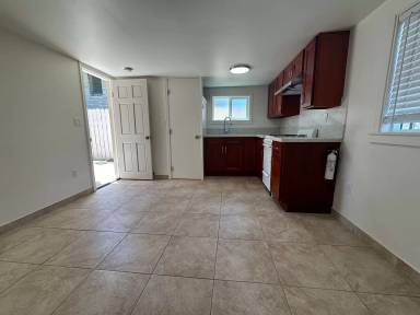 Main picture of 1717 Kewalo St