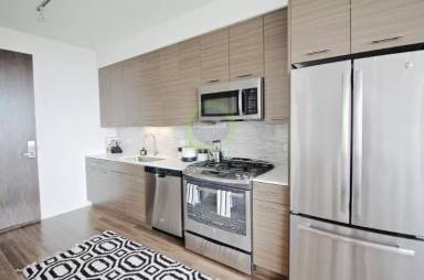 Main picture of 380 W Chestnut St