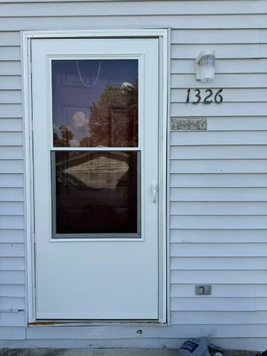 Main picture of 1318 Beech St