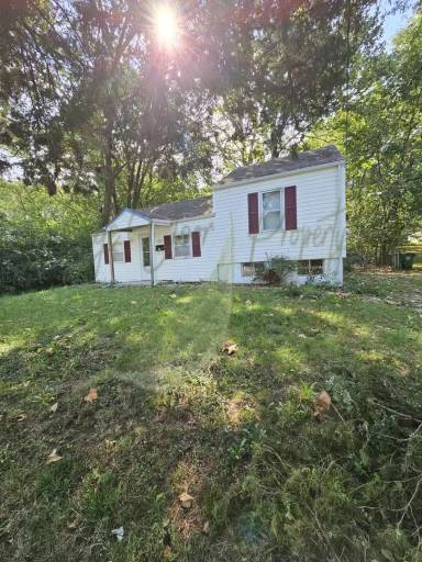 Main picture of 9409 E 67th Ter