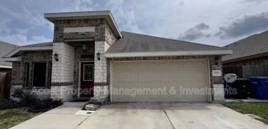 Main picture of 4717 Pelican Ave