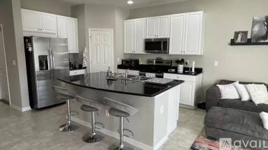 Main picture of 7082 Towne Lake Rd