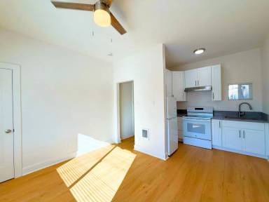 Main picture of 756 Ventura Pl