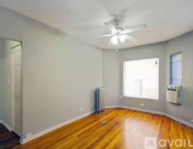 Main picture of 1338-54 W Argyle St