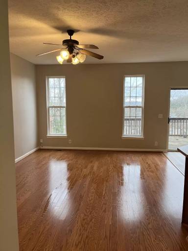 Main picture of 1345 Bell Rd