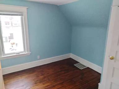 Main picture of 2118 Penn Ave N