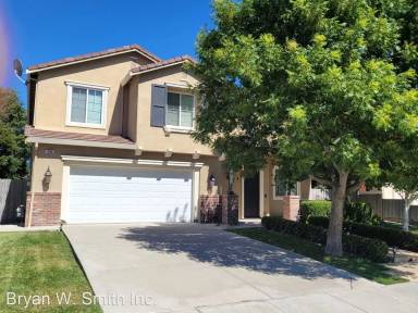 Main picture of 330 Portico Ct
