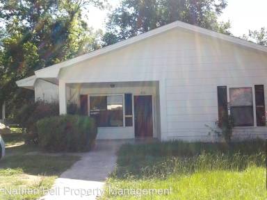 Main picture of 525 9th St SE