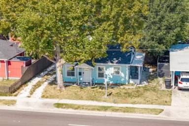 Main picture of 3037 38th Ave N