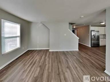 Main picture of 955 Littleton Dr