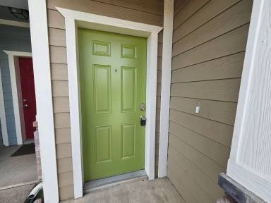 Main picture of 207 Starr St
