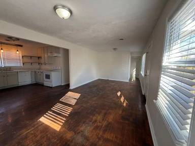 Main picture of 302 Hoffman St