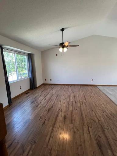Main picture of 549 Hanover Dr