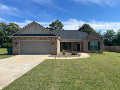 Main picture of 107 Gibson Cir